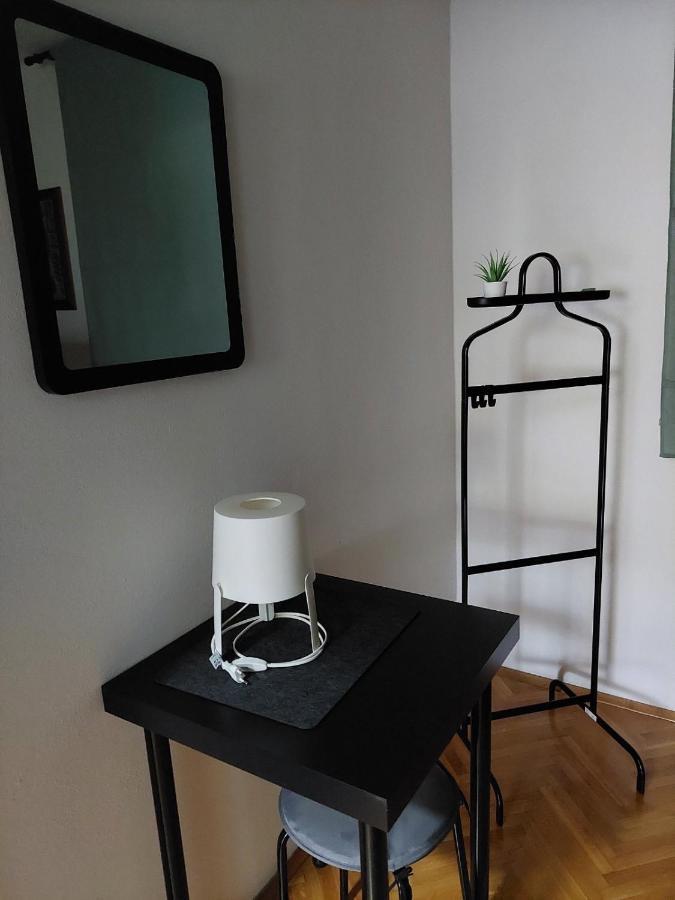 Apartman Hana Lägenhet Drežnik Grad Exteriör bild